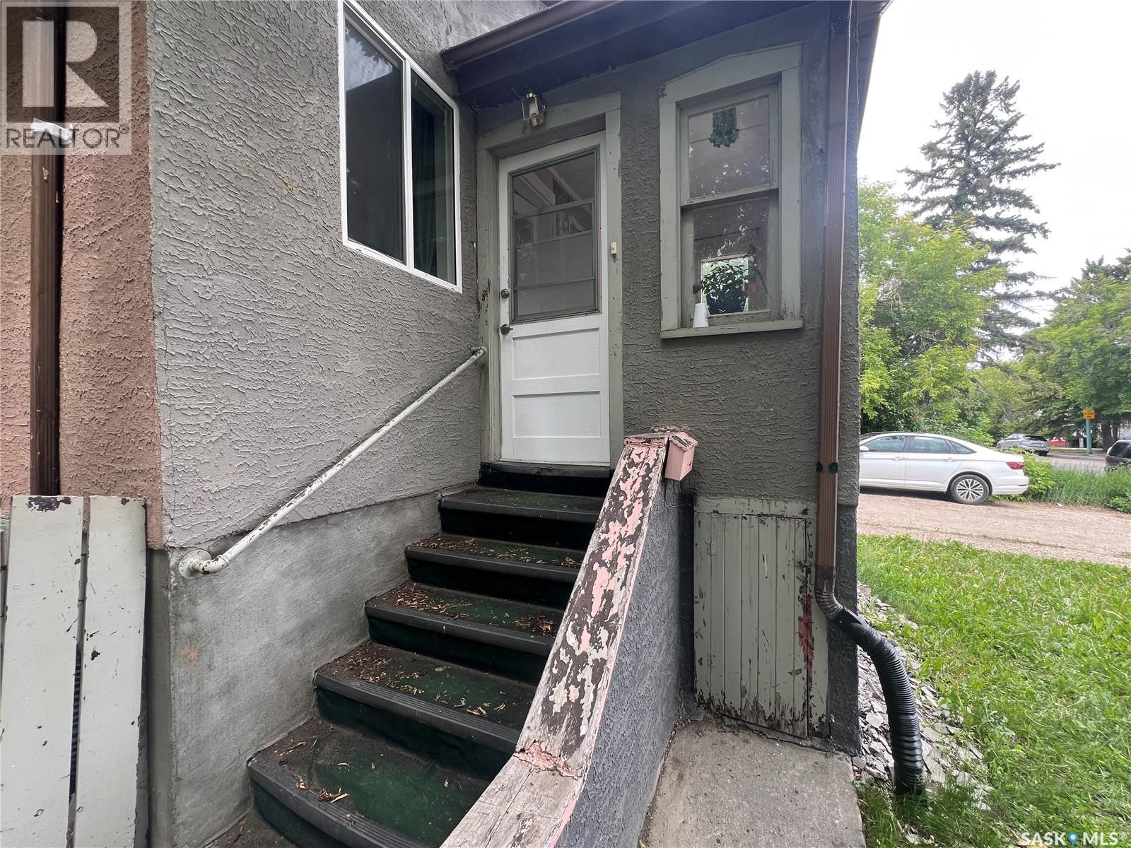 1936 BRODER STREET - 37