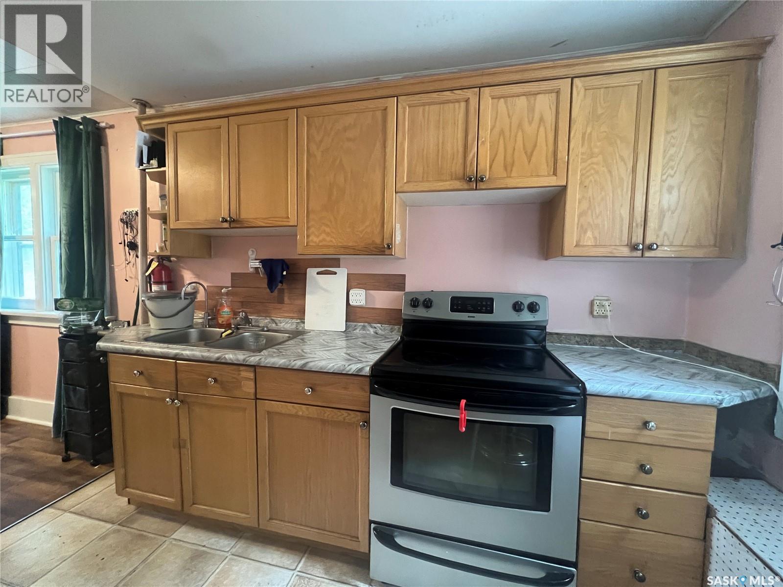 1936 BRODER STREET - 4