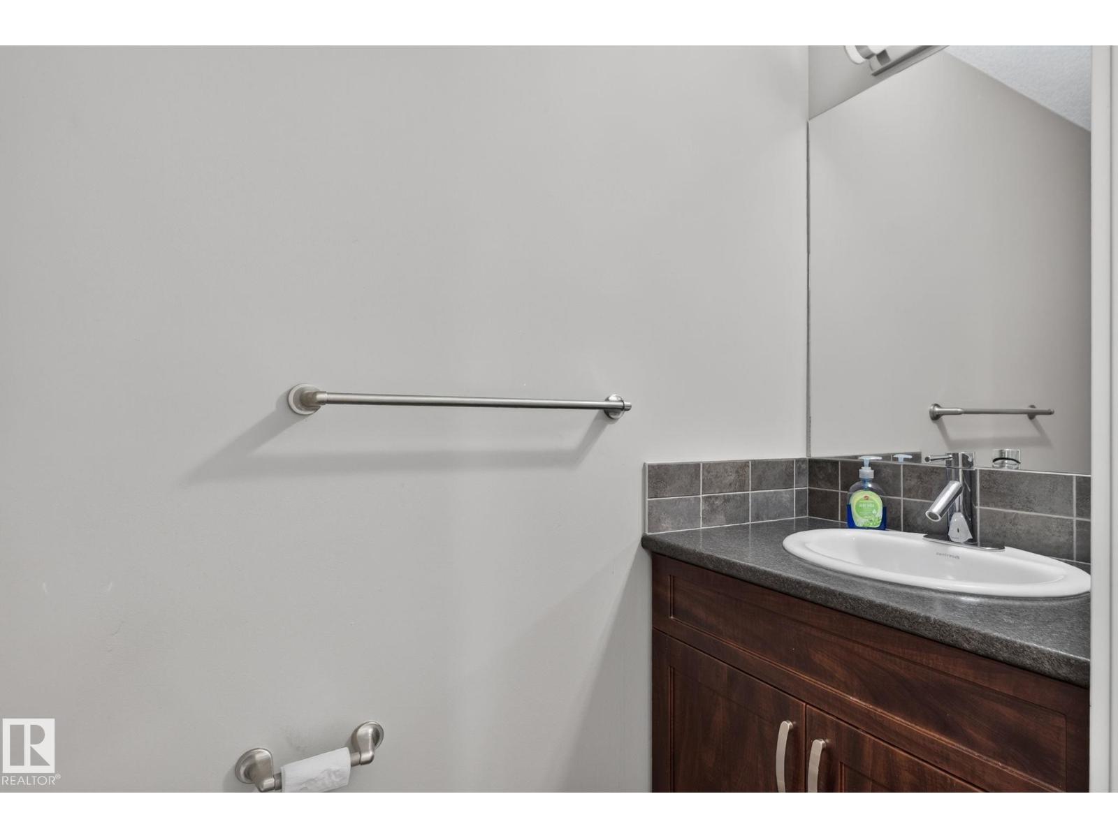 201 SUMMERSTONE LN — photo 18