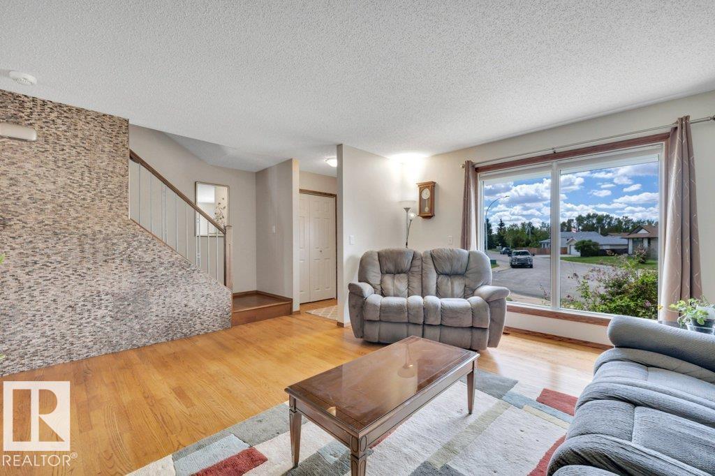 17927 92A ST NW - 6