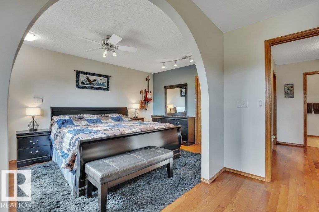 17927 92A ST NW - 17