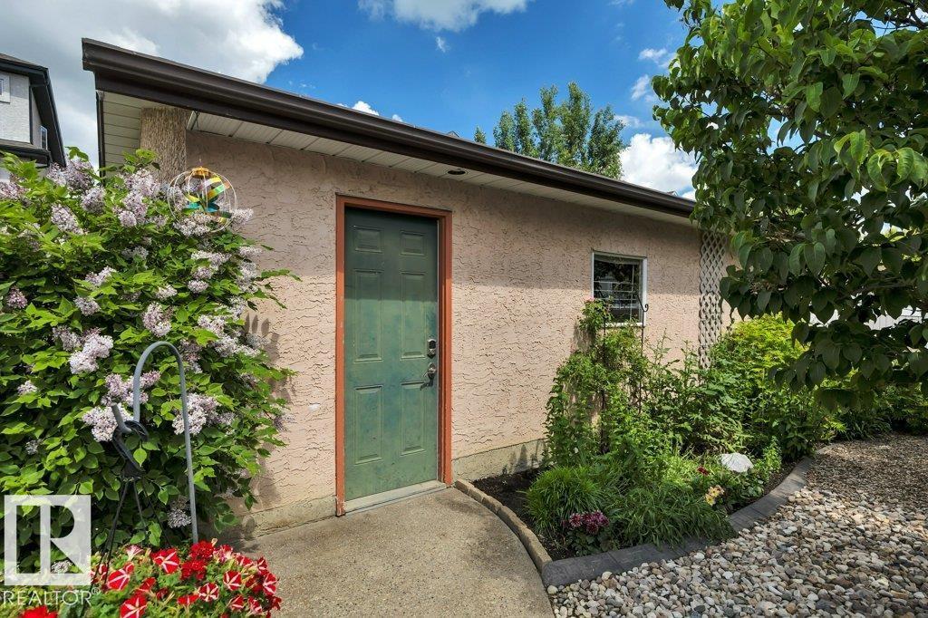17927 92A ST NW - 46