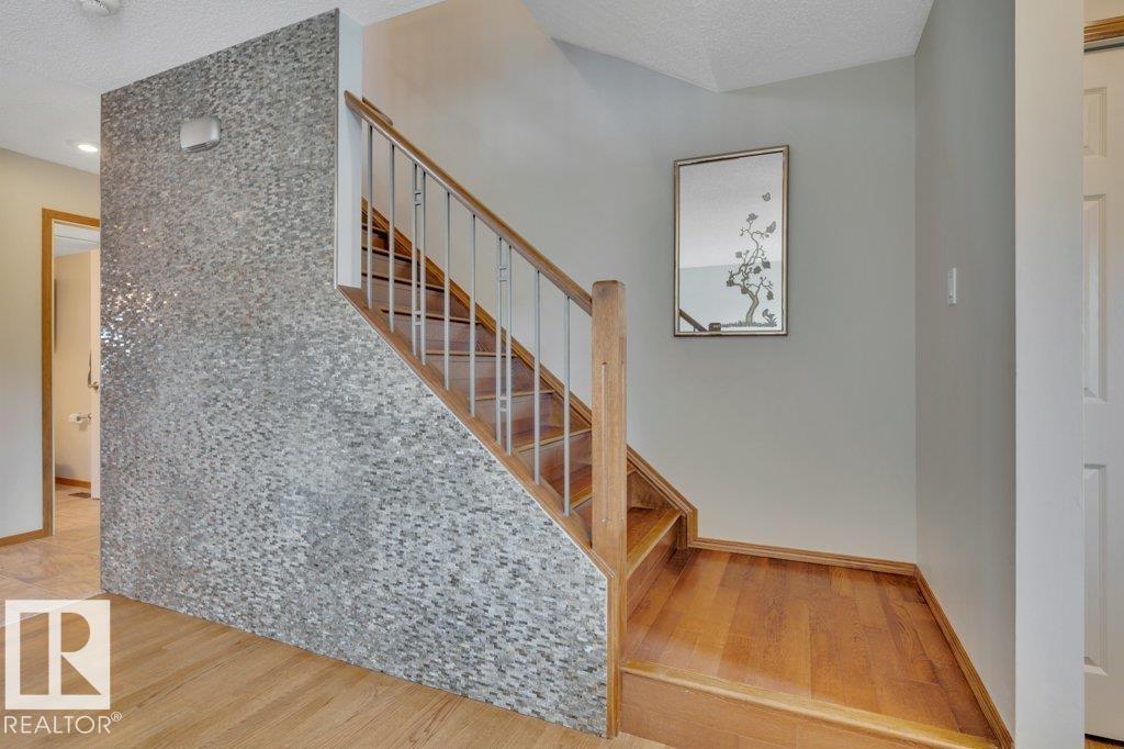 17927 92A ST NW - 14