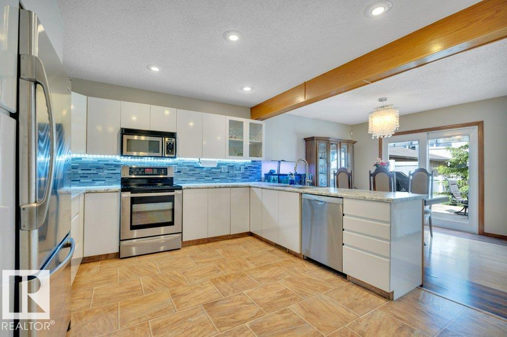 17927 92A ST NW - 7