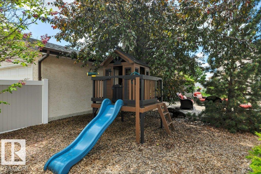 17927 92A ST NW - 44