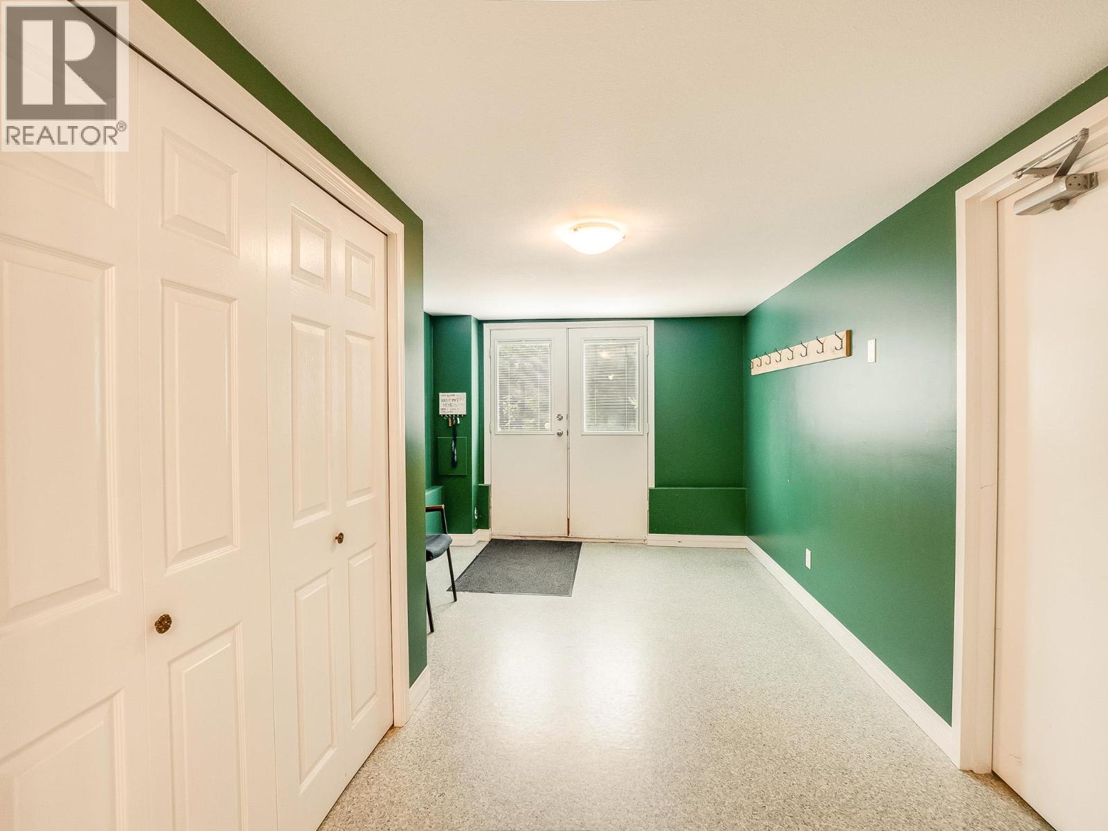 5648 Longbeach Road - 8
