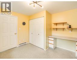 Bedroom - 5648 Longbeach Road, Nelson, BC V1L6N9 Photo 11