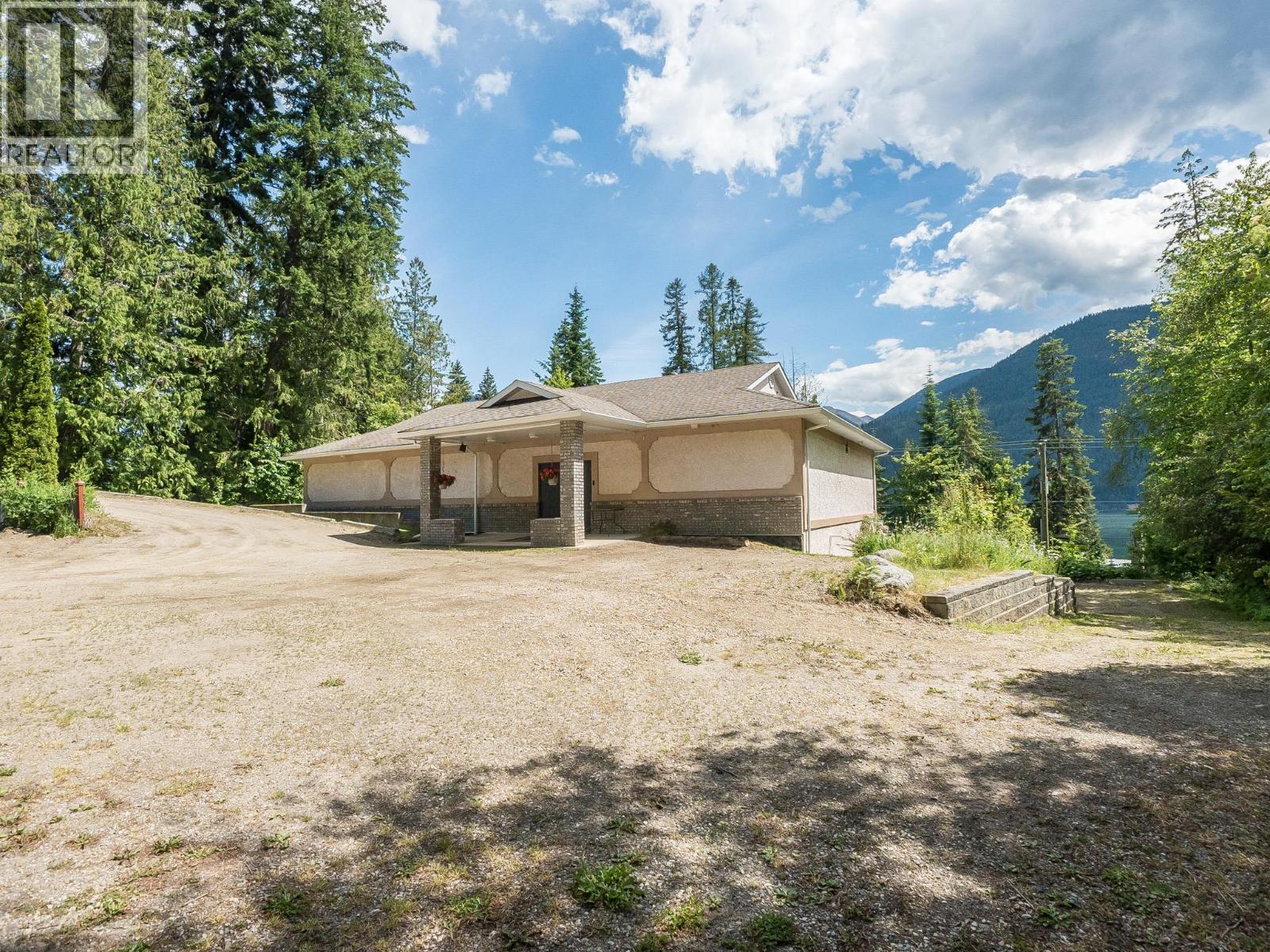 5648 Longbeach Road - 5