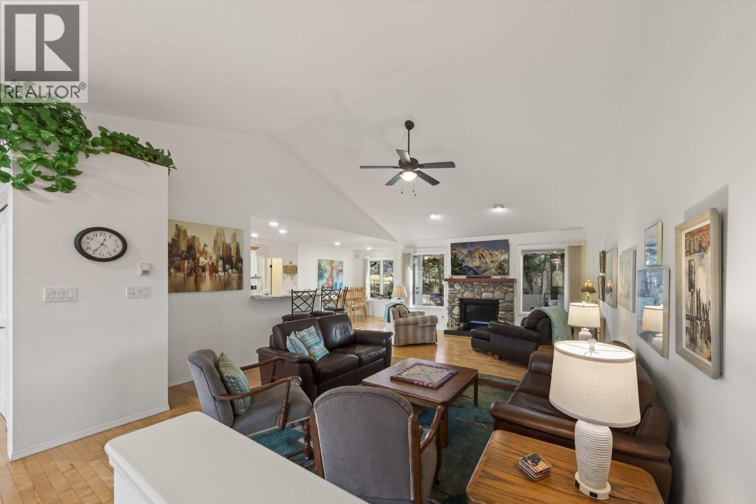 5152 RIVERVIEW Crescent, Fairmont Hot Springs