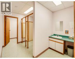 5648 Longbeach Road, Nelson, BC V1L6N9 Photo 32