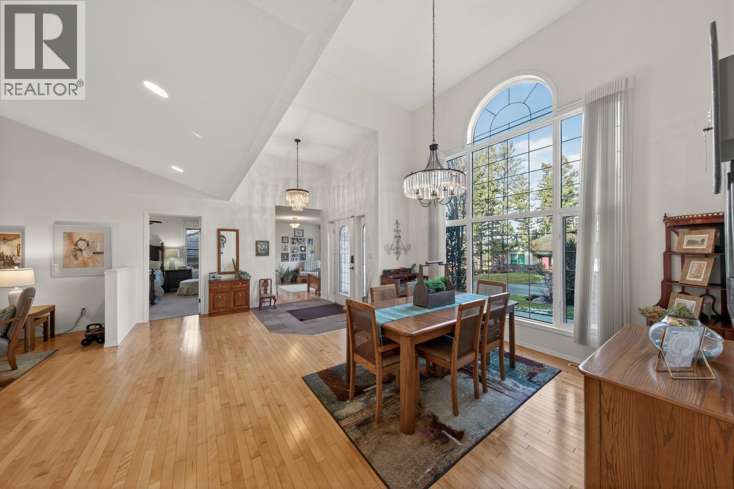 5152 RIVERVIEW Crescent, Fairmont Hot Springs