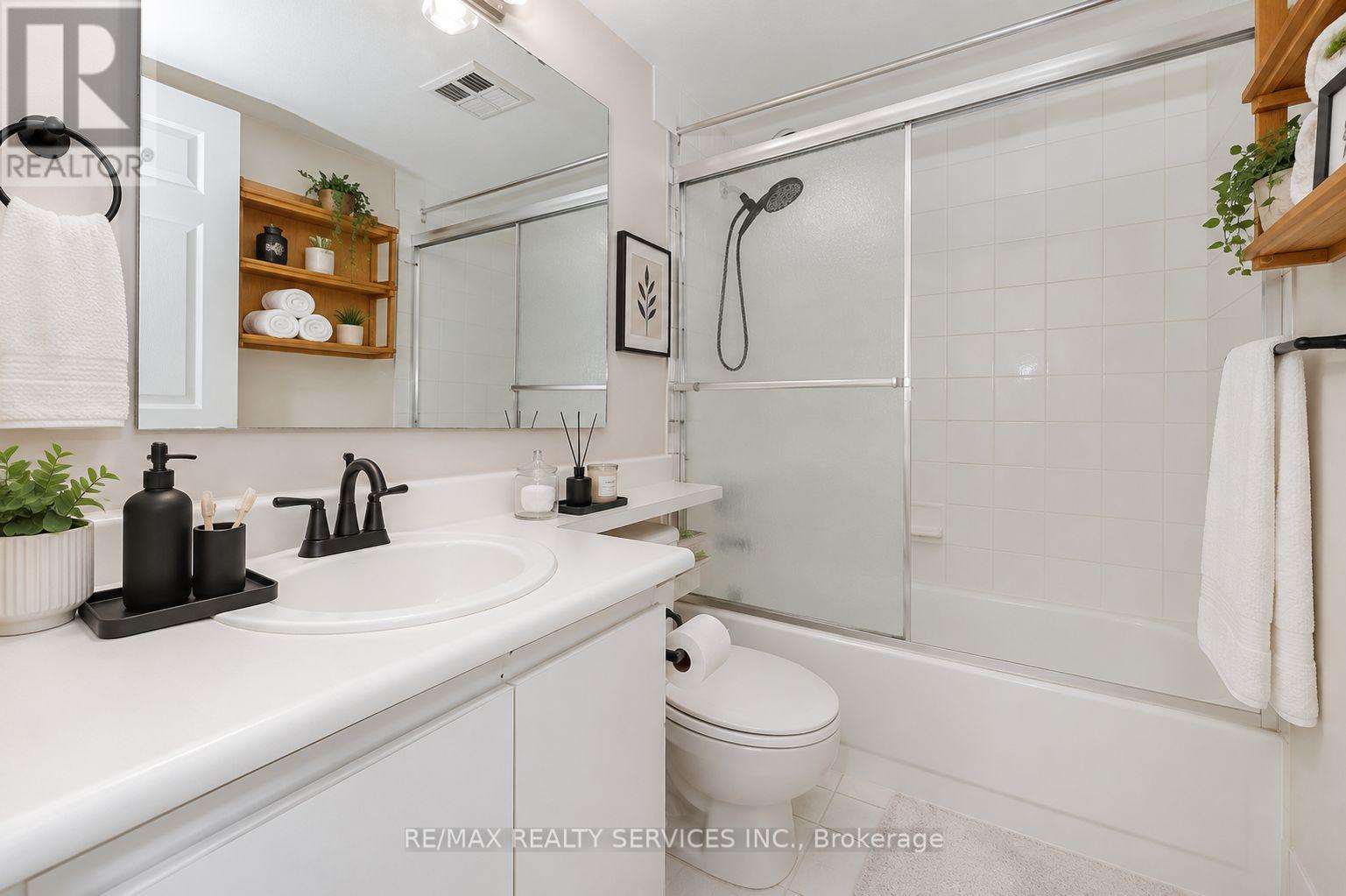 #308 30 MALTA AVENUE - Image 18