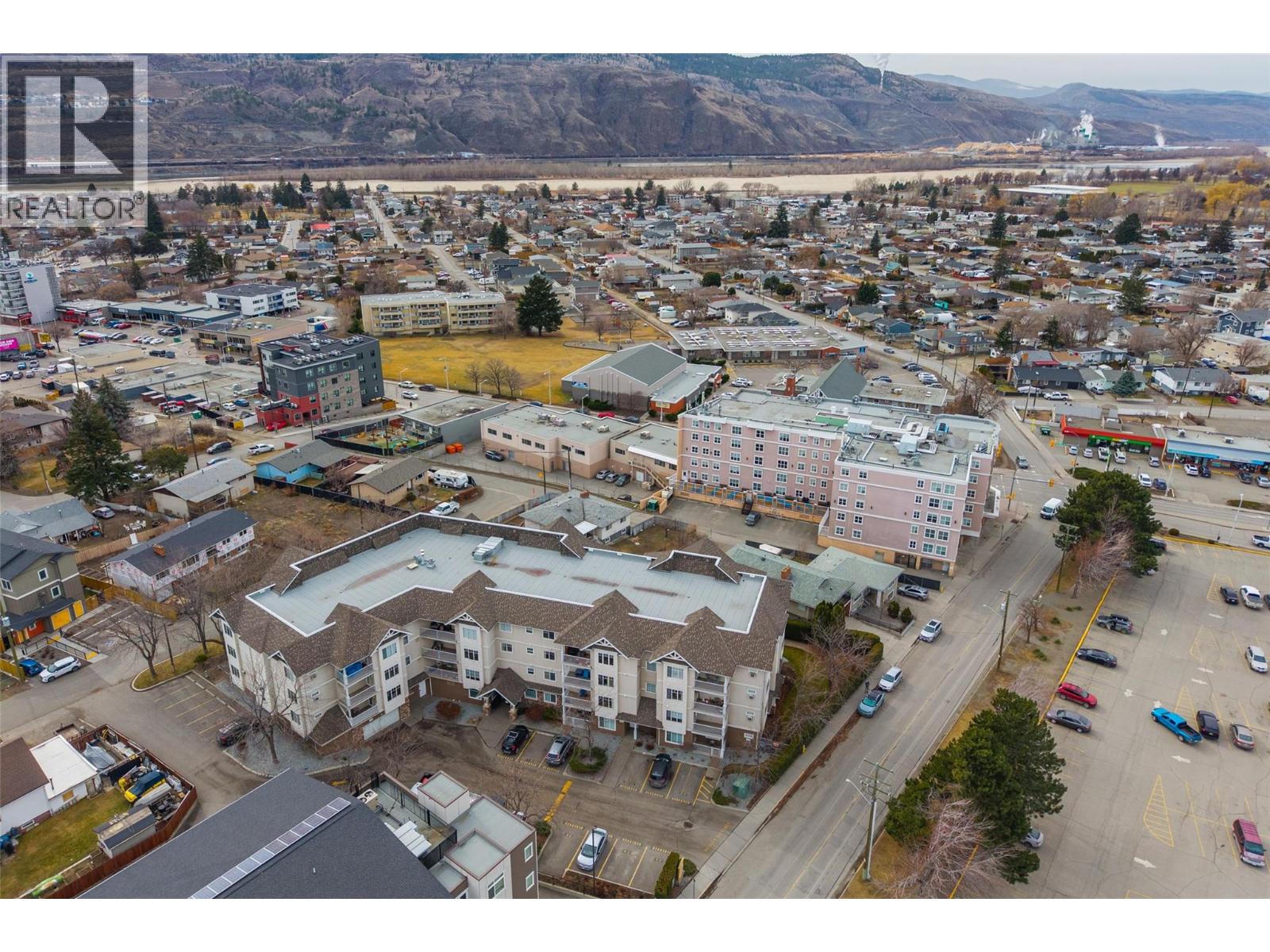 #312 120 Vernon Avenue - 33