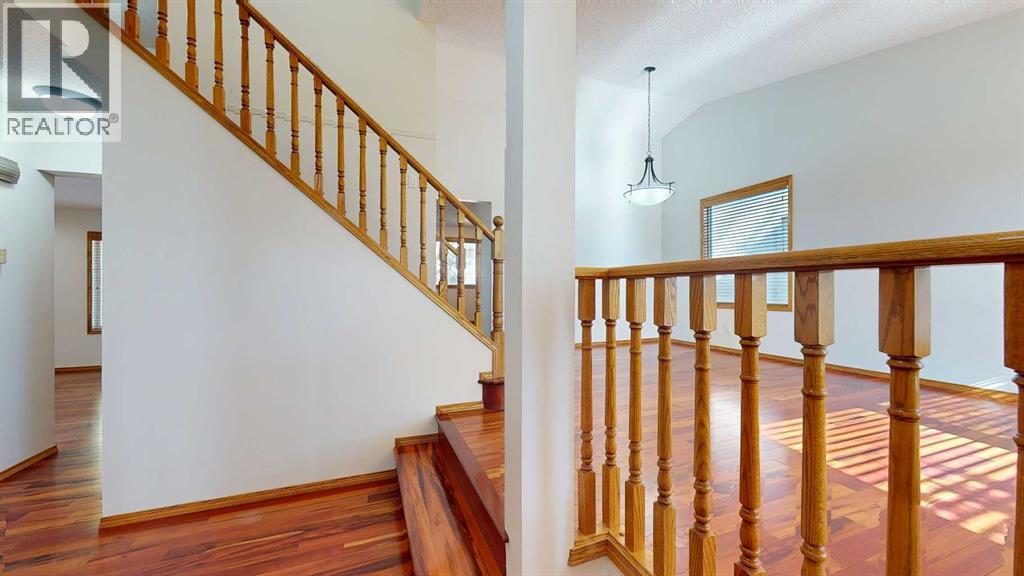 60 Sunmeadows Court SE - 2