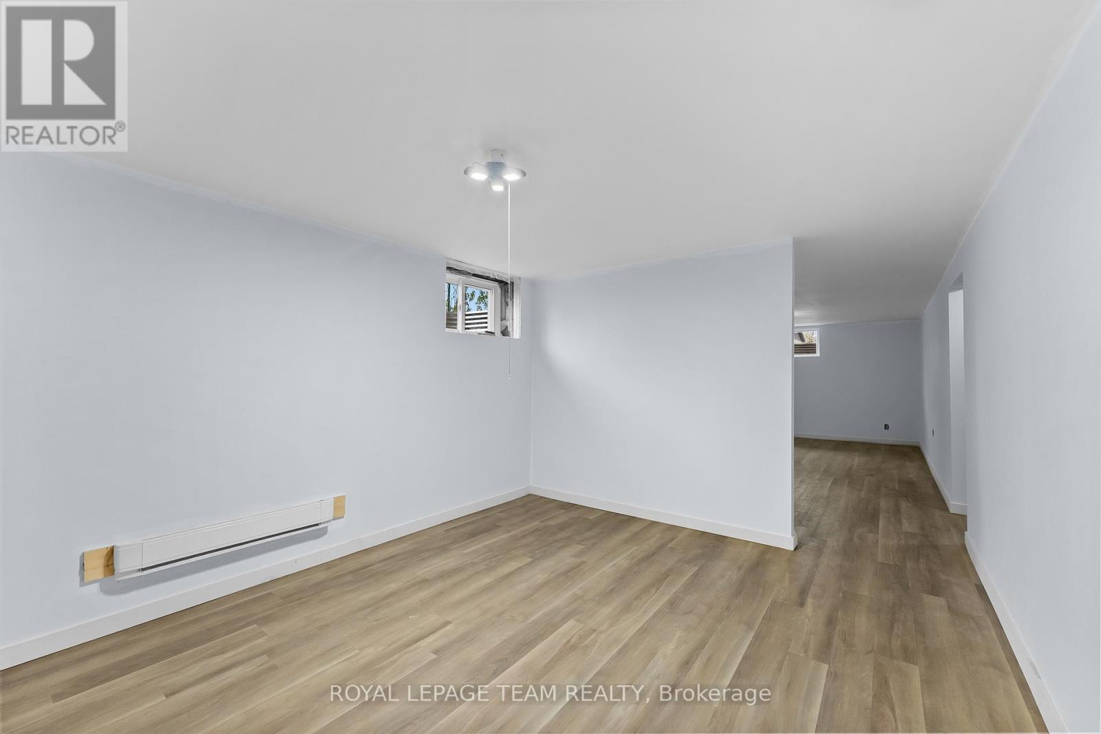 61 HERMAN STREET - 20