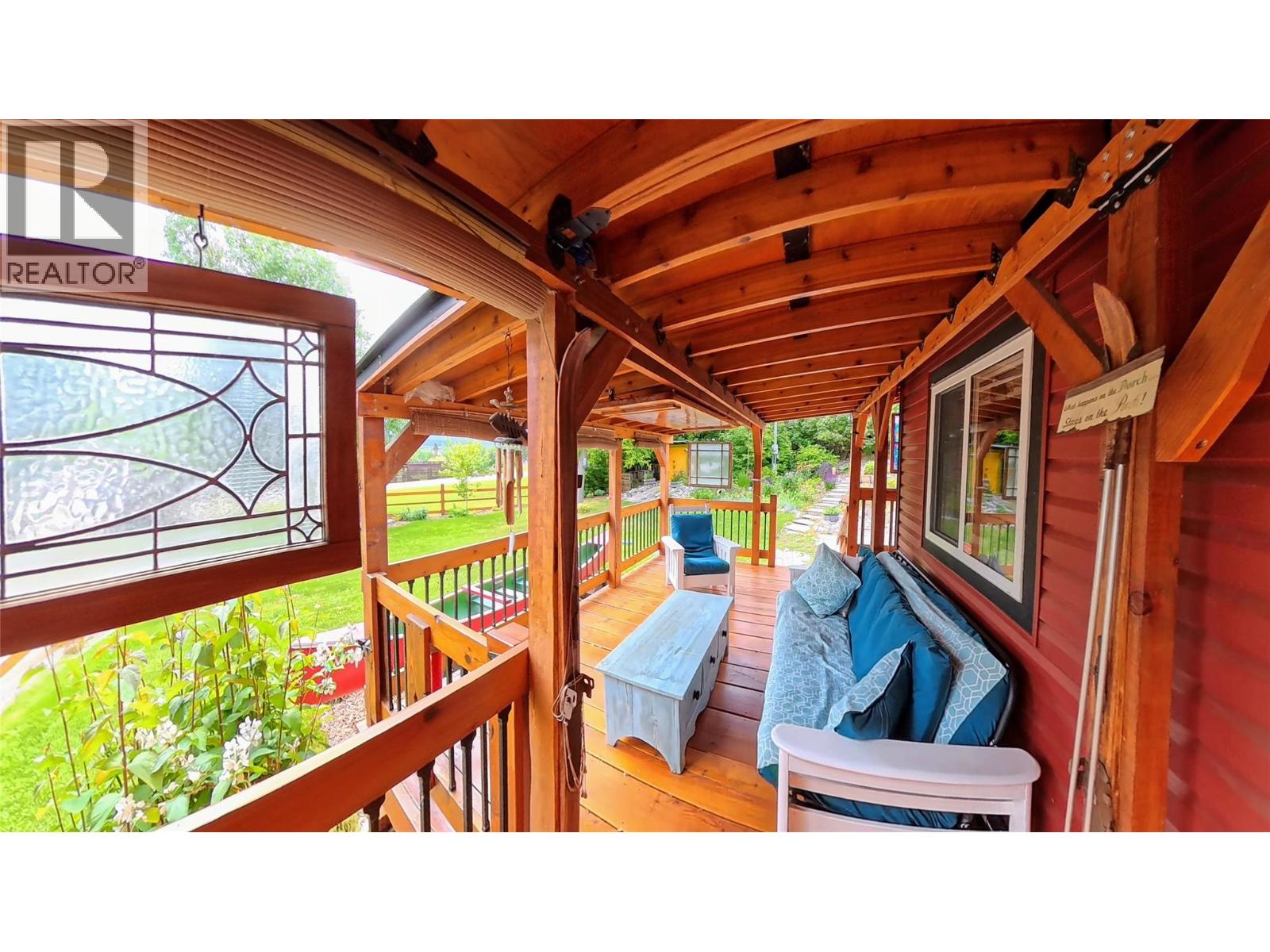 1768 Victoria Avenue - 5