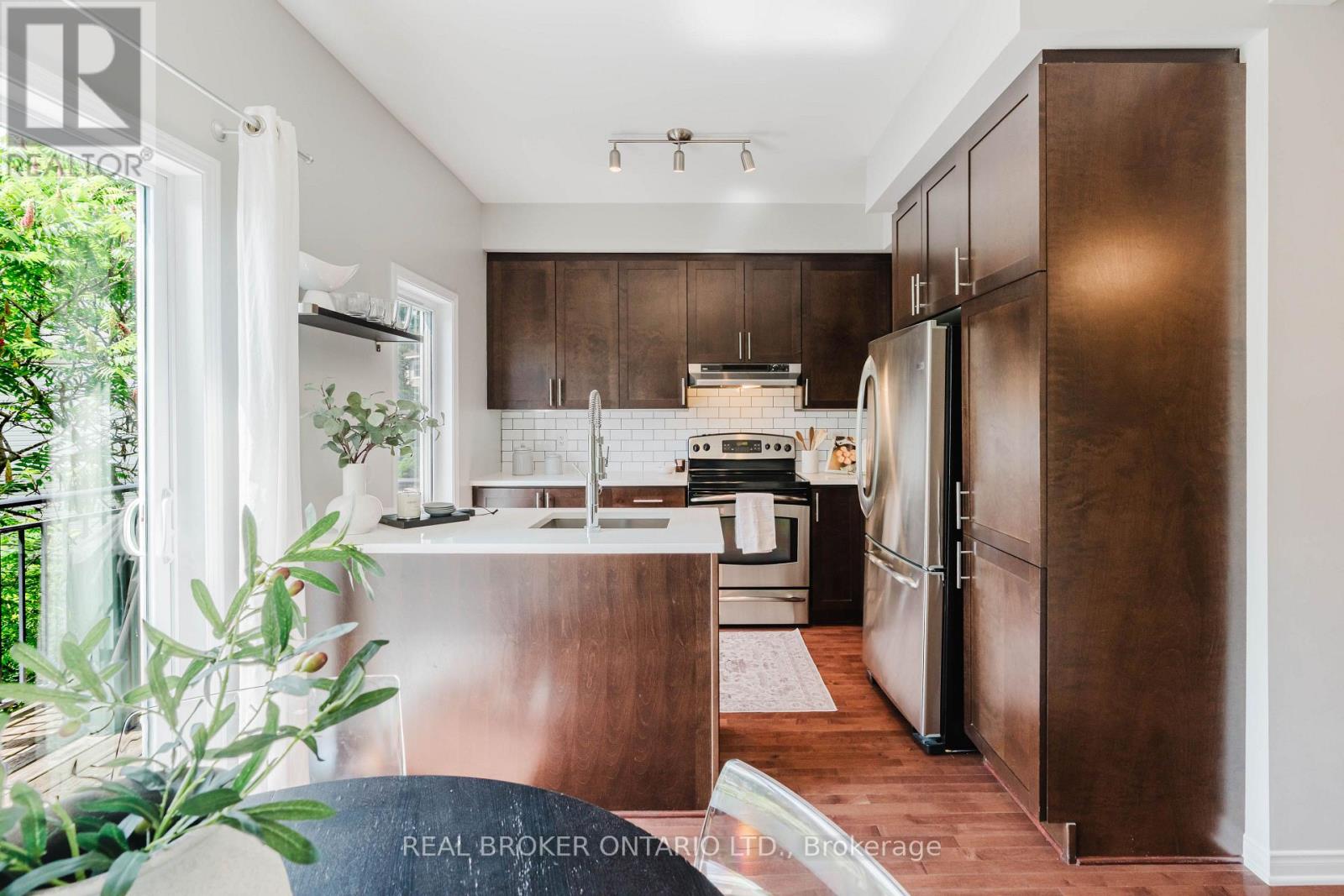 88 SONGBIRD PRIVATE, Ottawa. Luxury613. By Peter Sagos - Image 16