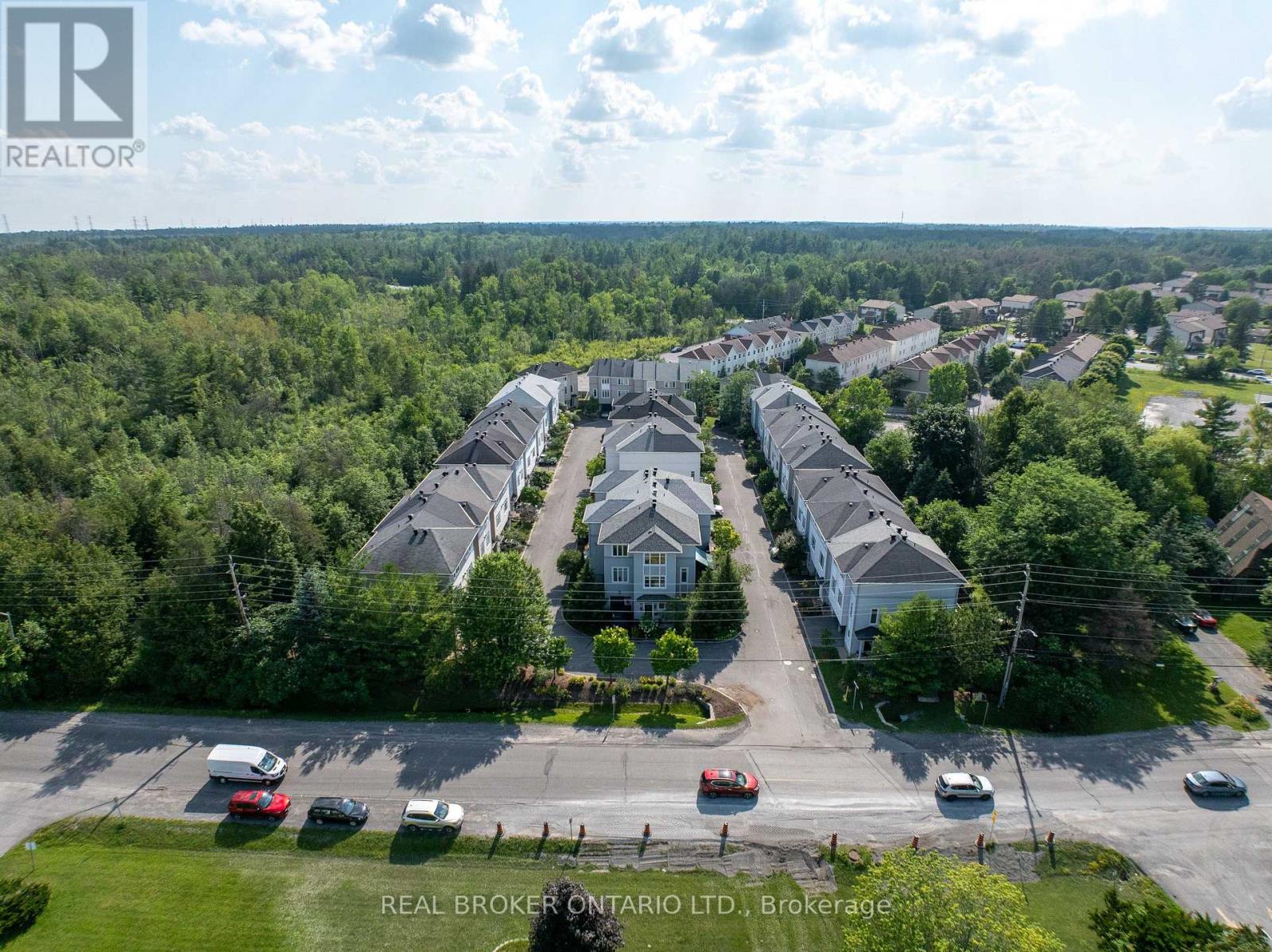 88 SONGBIRD PRIVATE, Ottawa. Luxury613. By Peter Sagos - Image 32
