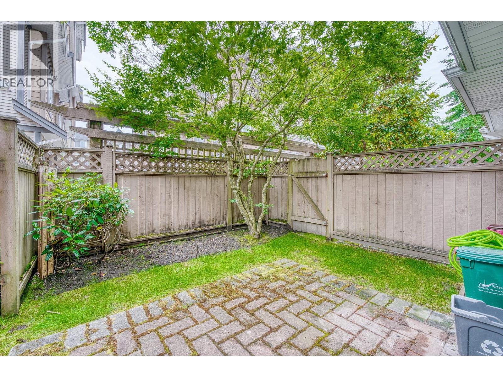 4 7373 TURNILL STREET, Richmond