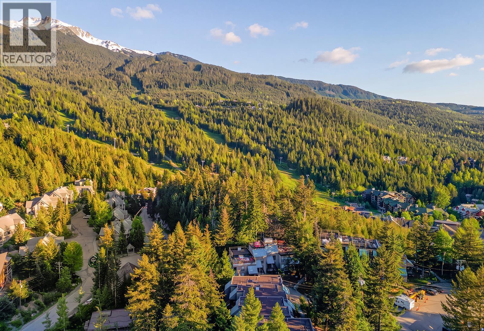 79 2400 CAVENDISH WAY, Whistler