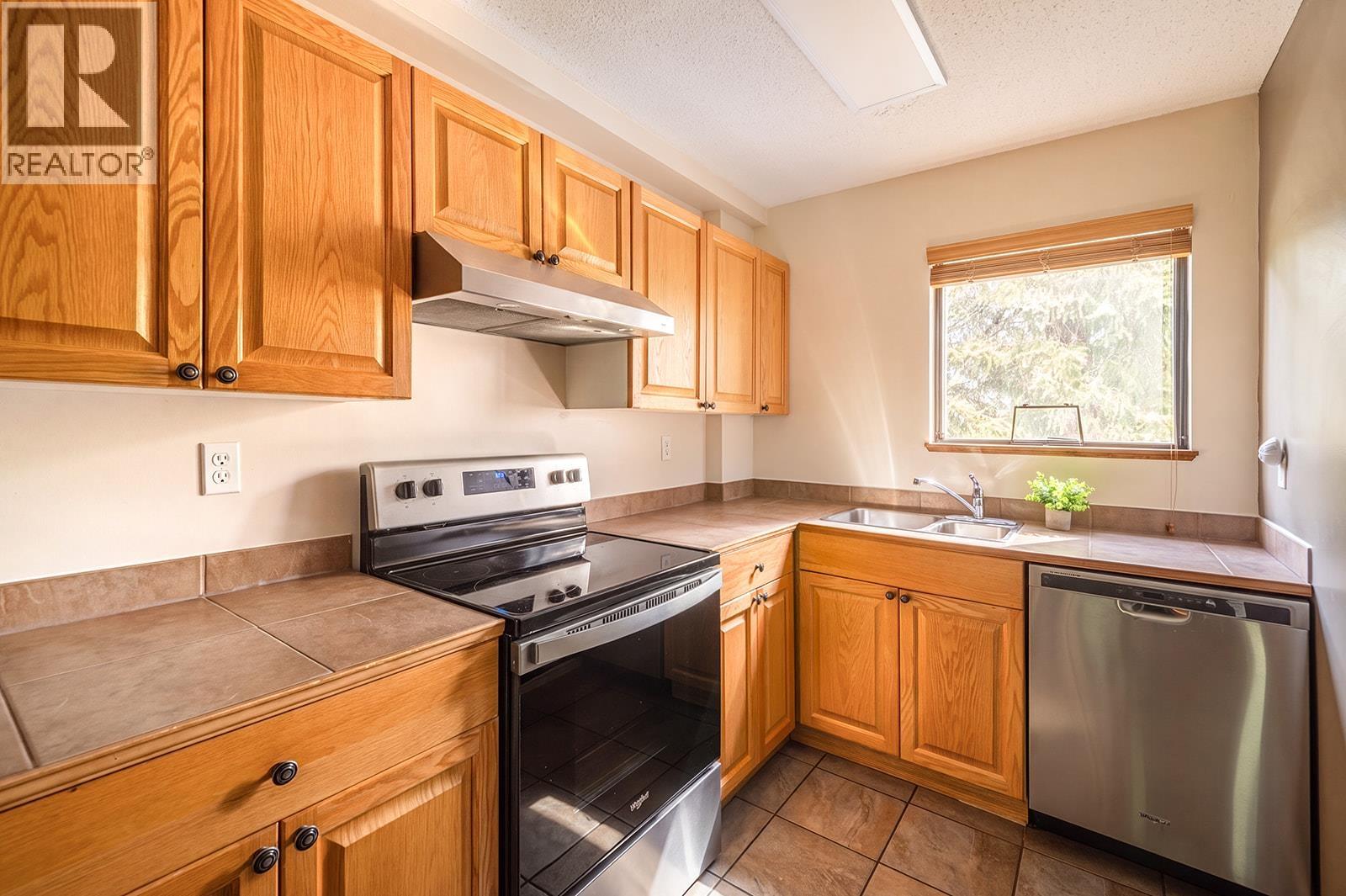 79 2400 CAVENDISH WAY, Whistler