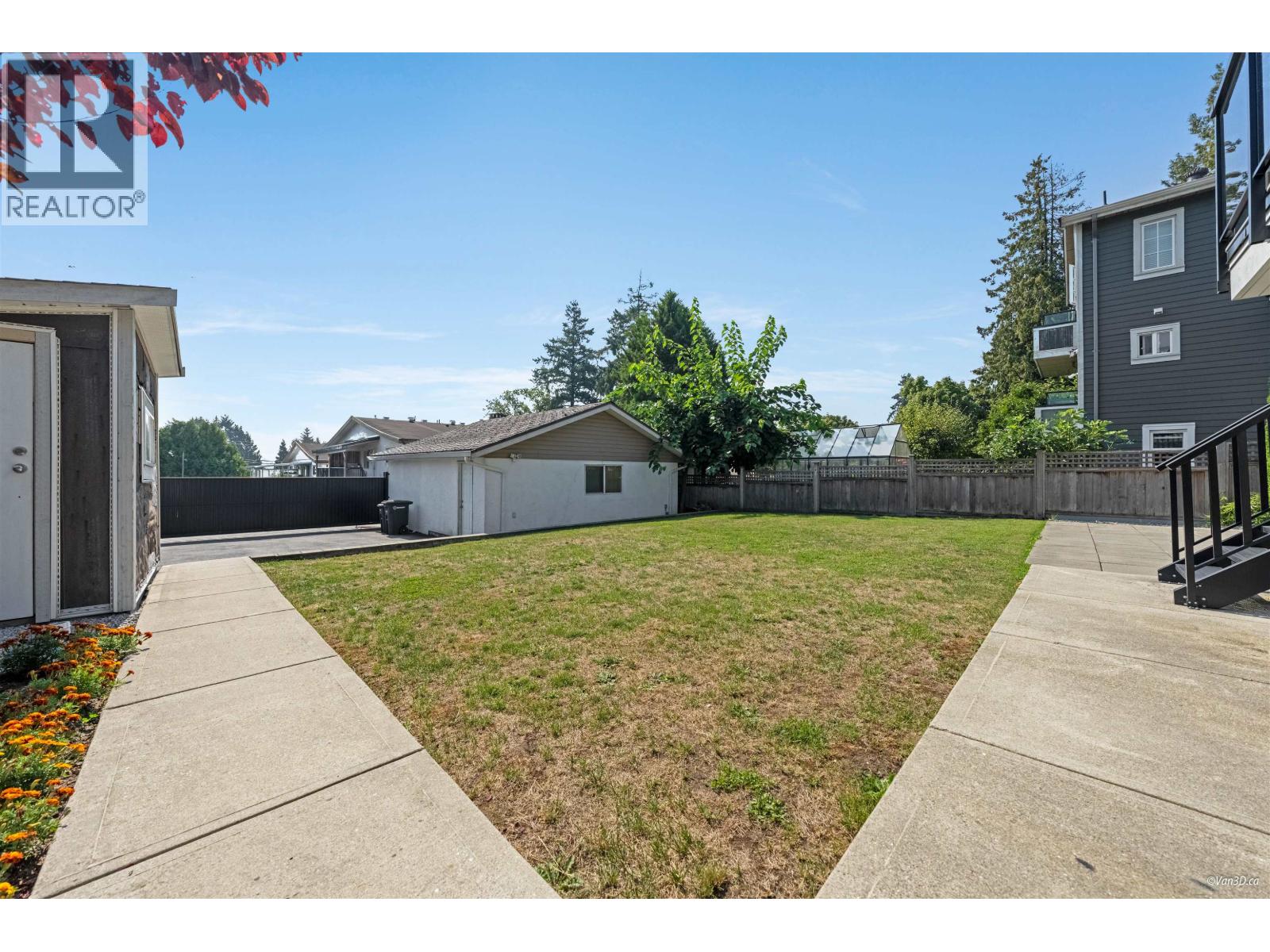 6 Bed, 4 Bath House for Sale in Burnaby – 8008 13TH AVENUE, Burnaby – MLS# R3144802 - Image 28