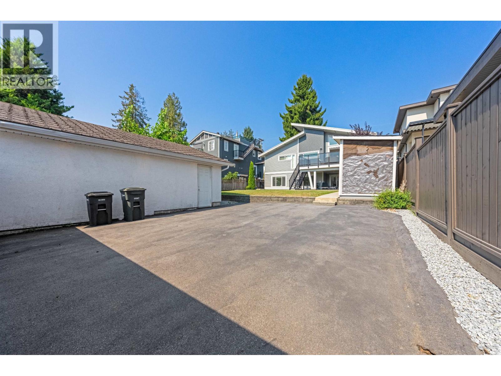6 Bed, 4 Bath House for Sale in Burnaby – 8008 13TH AVENUE, Burnaby – MLS# R3144802 - Image 31