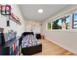 8008 13th Avenue, Burnaby, BC V3N2G2 Photo 17