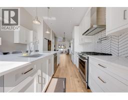 8008 13th Avenue, Burnaby, BC V3N2G2 Photo 9