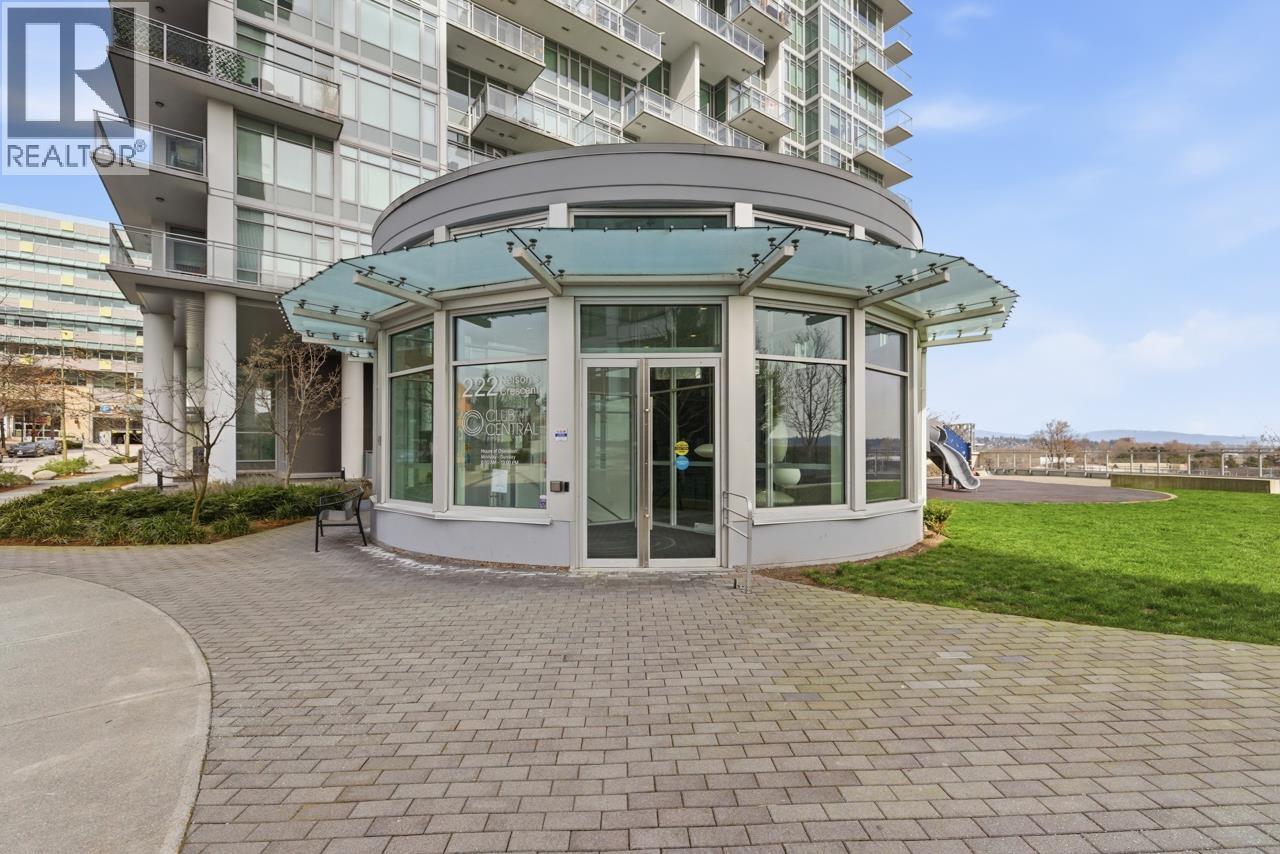 902 200 NELSON CRESCENT, New Westminster