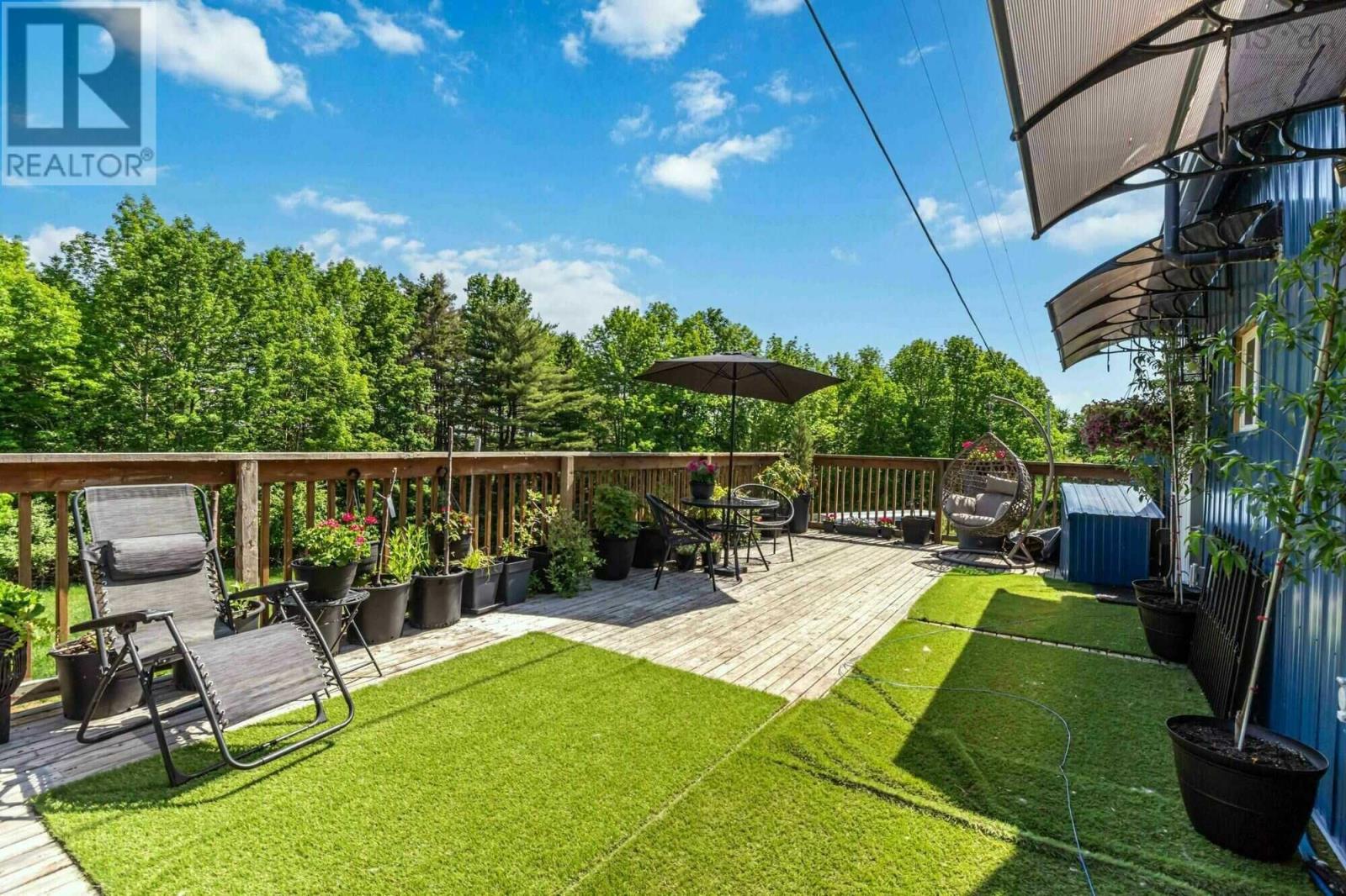 1318 Sweetland Road - 15