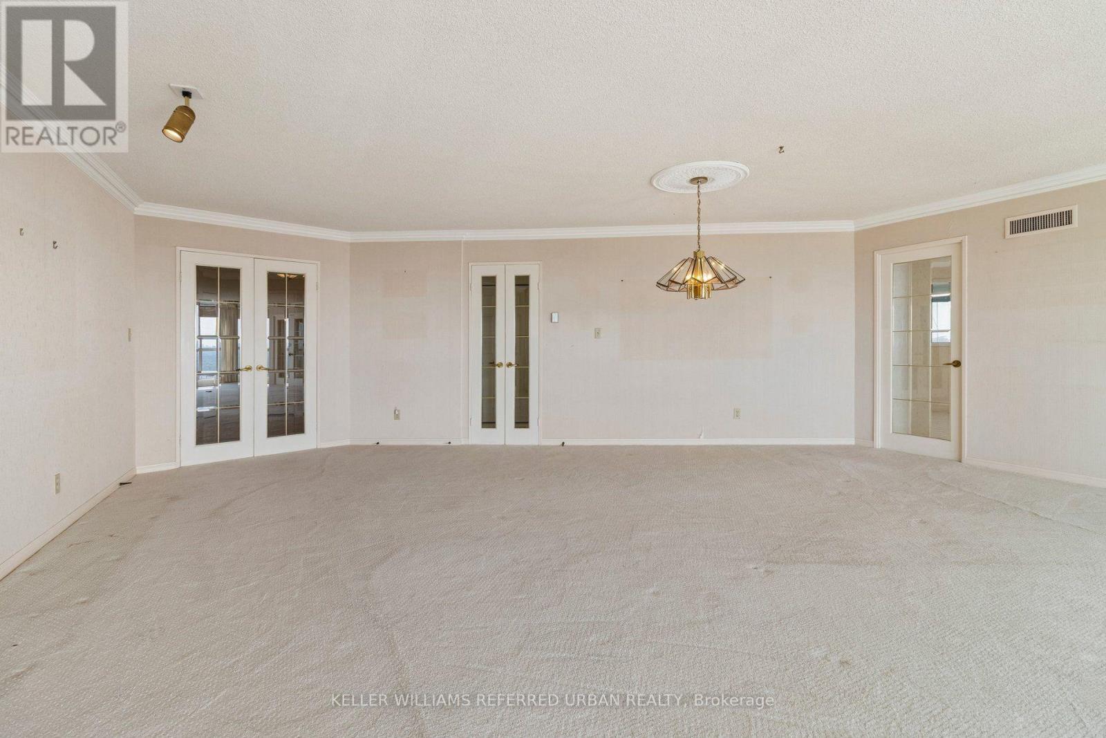 #2103 85 SKYMARK DRIVE - Image 20