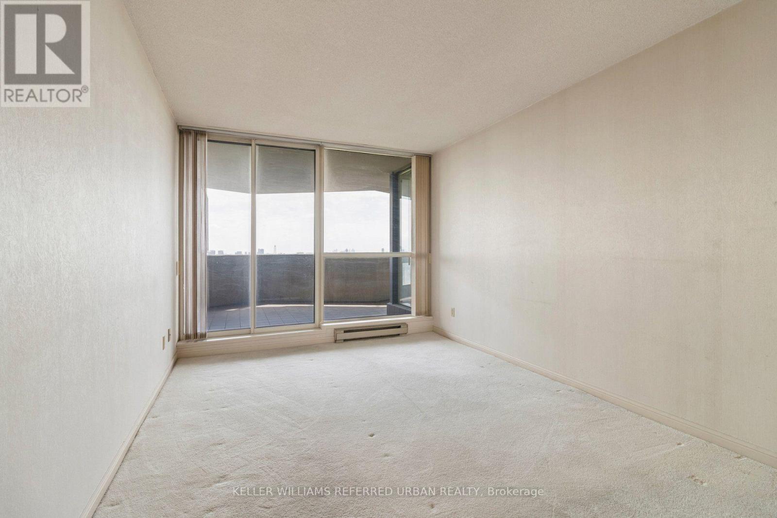 #2103 85 SKYMARK DRIVE - Image 22