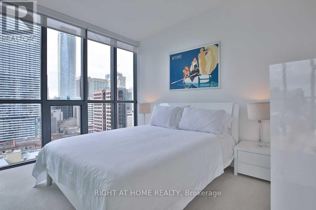 #1903 110 CHARLES STREET E - 13