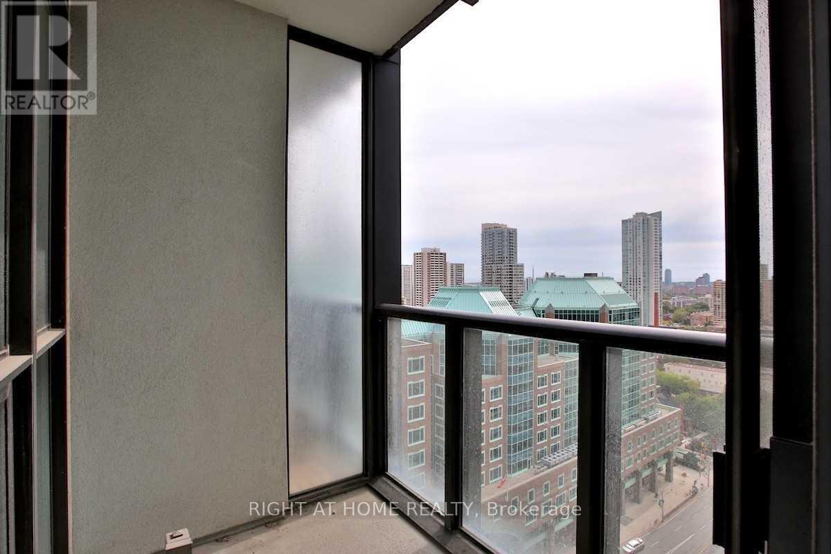 #1903 110 CHARLES STREET E - 27