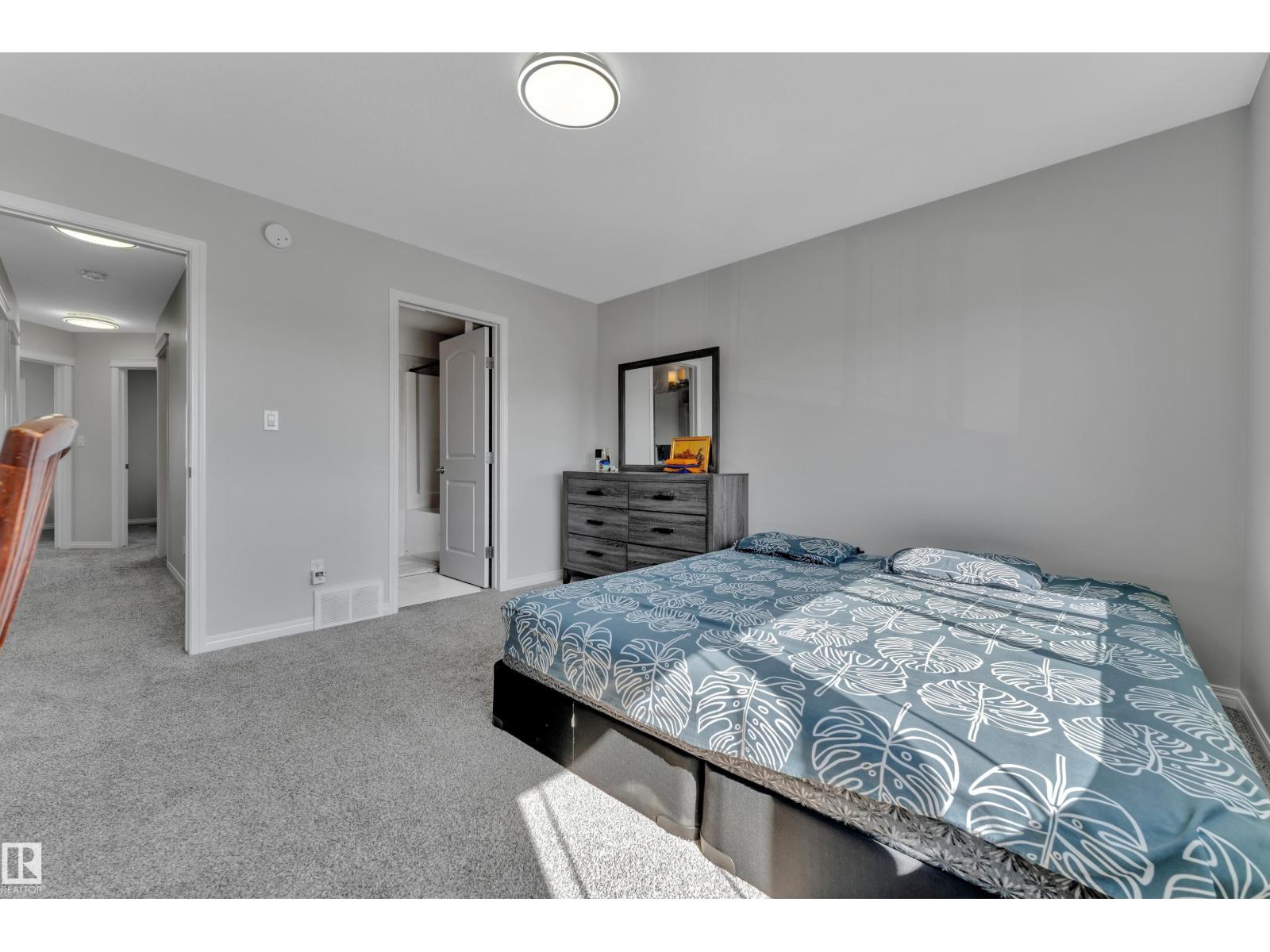 2246 54 ST SW — photo 26