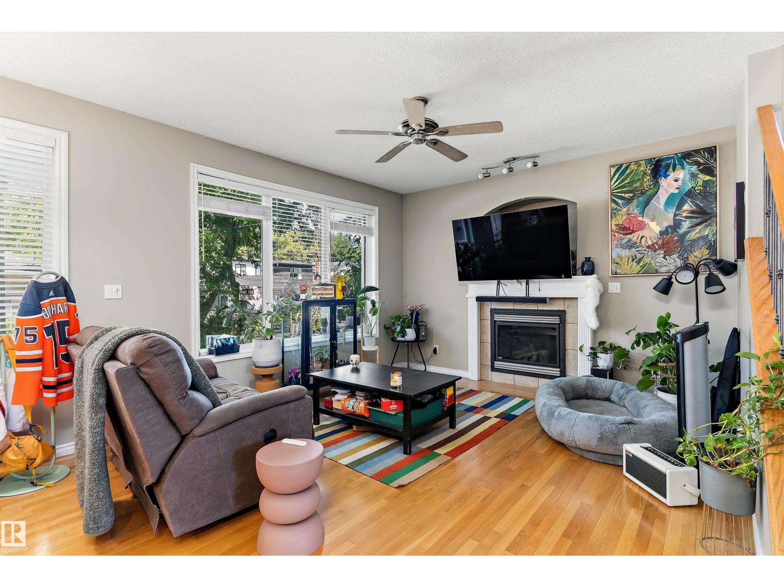 10506 82 ST NW - 10