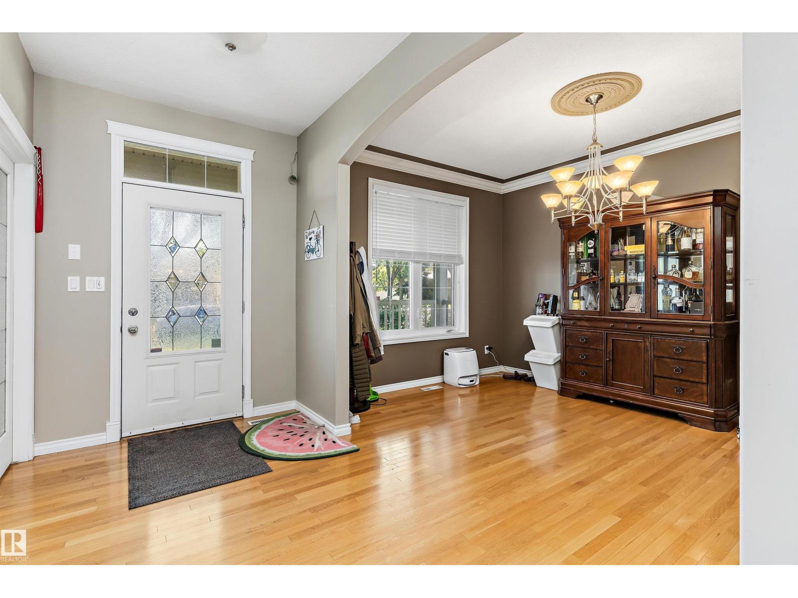 10506 82 ST NW - 2