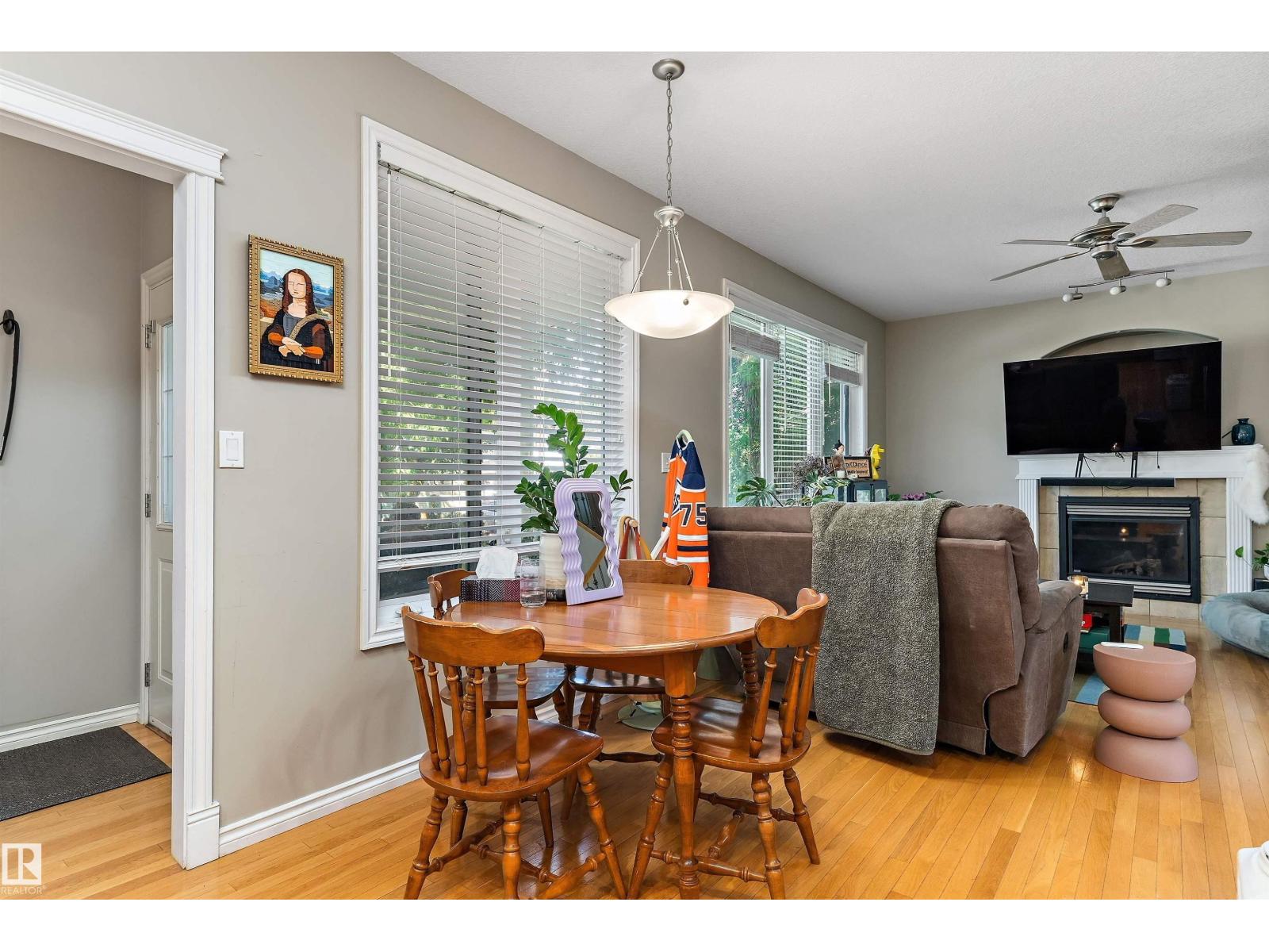 10506 82 ST NW - 6