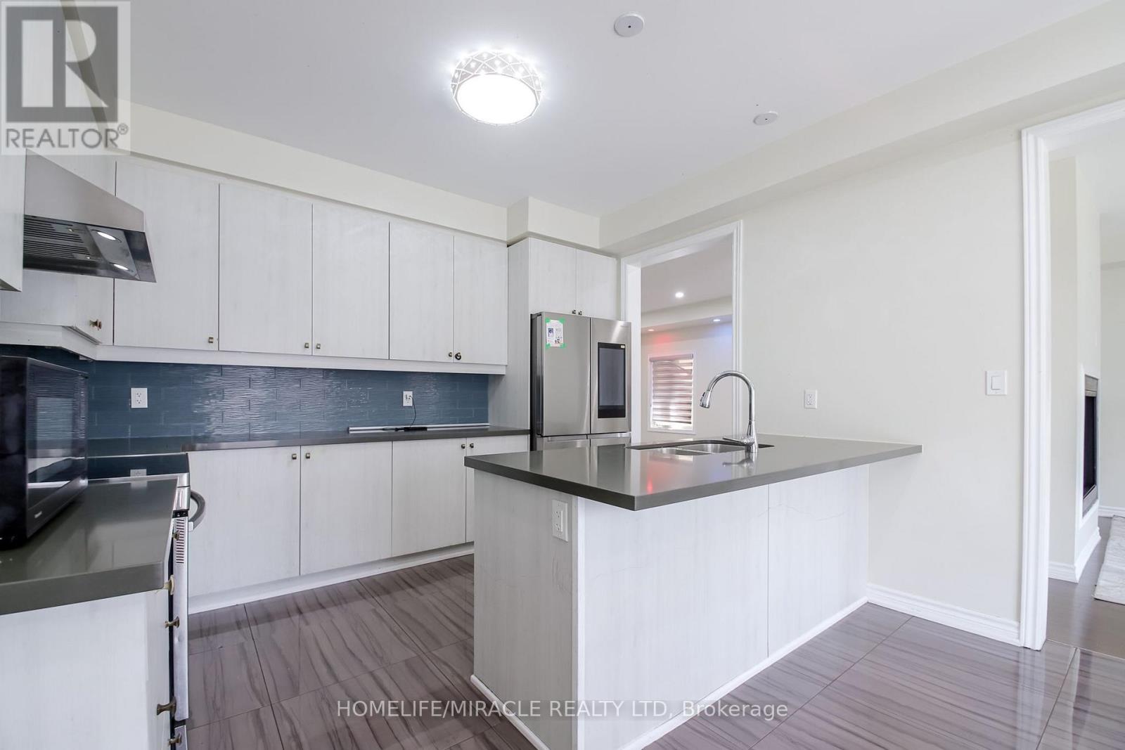 1301 APOLLO STREET - Image 22