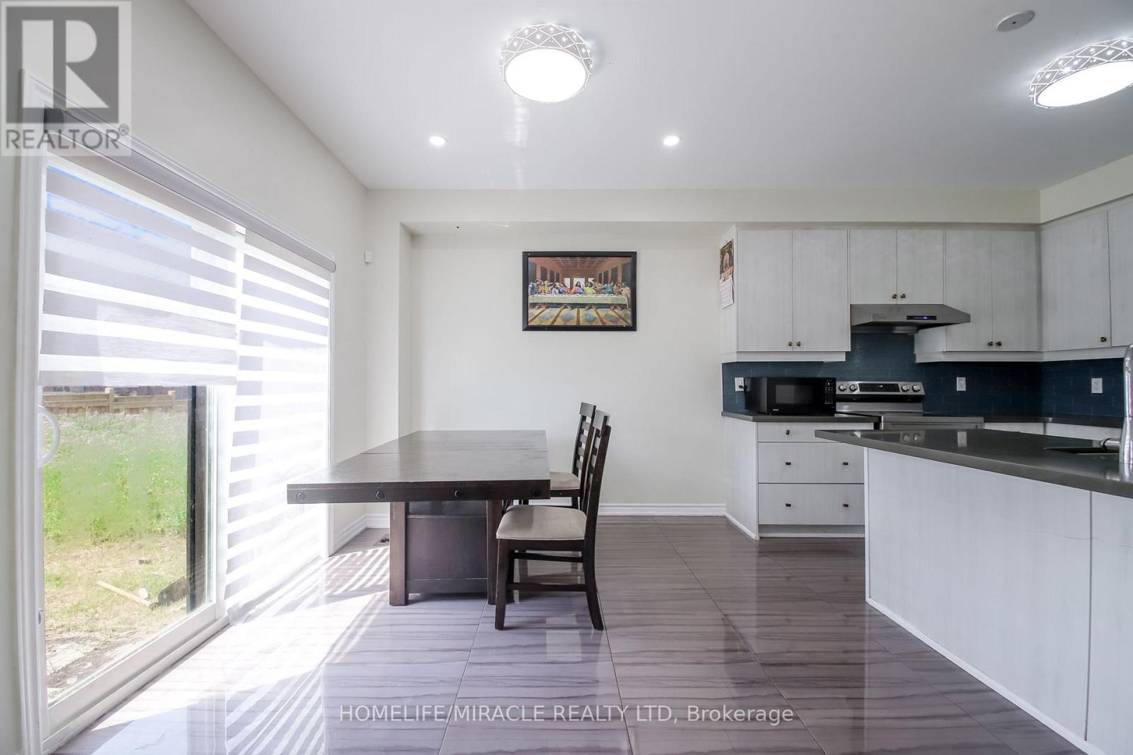 1301 APOLLO STREET - 45