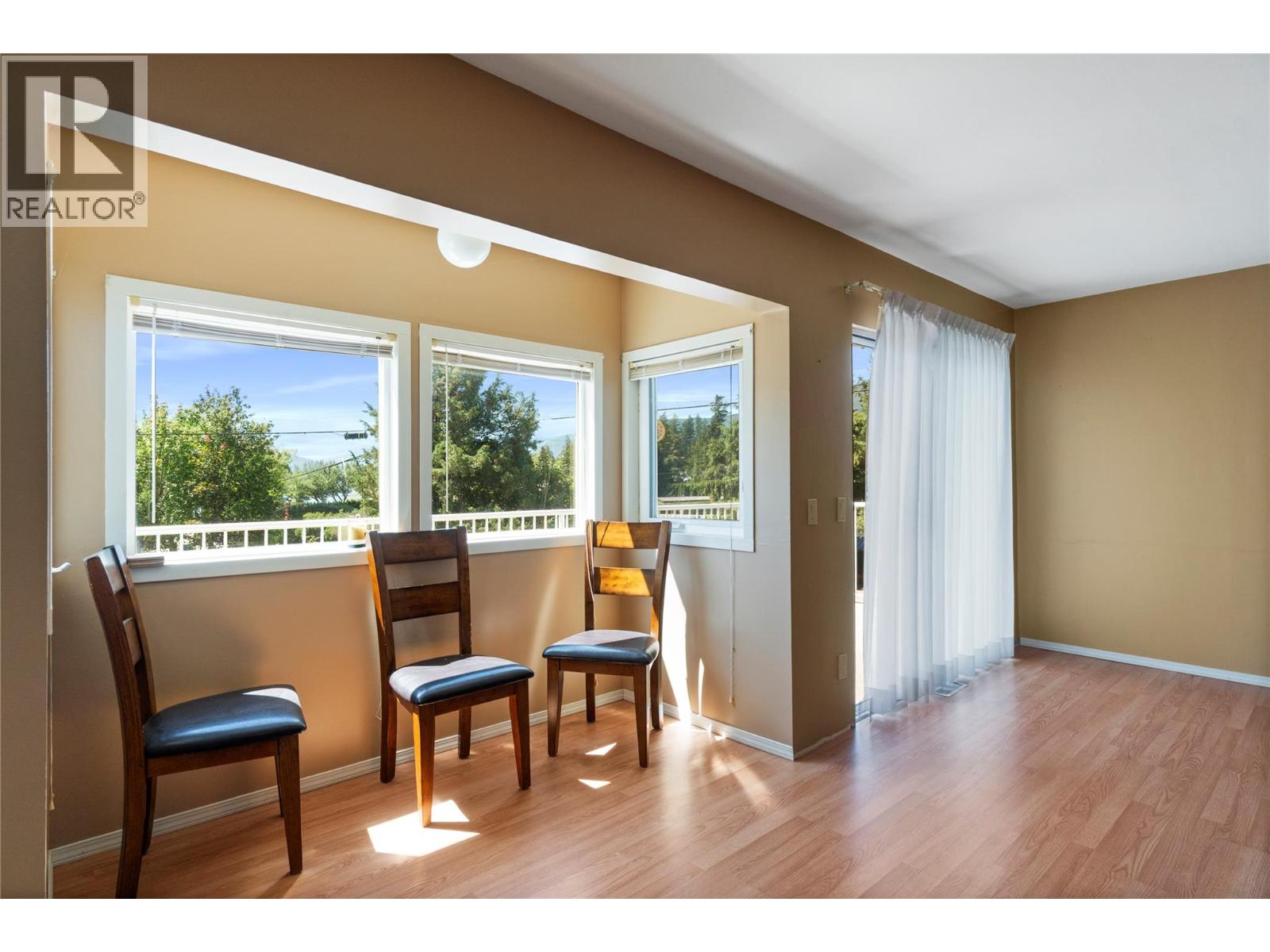  538 Begbie Road, Tappen