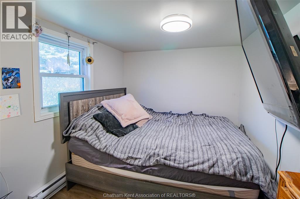 1244 COLTSFOOT DRIVE - 33