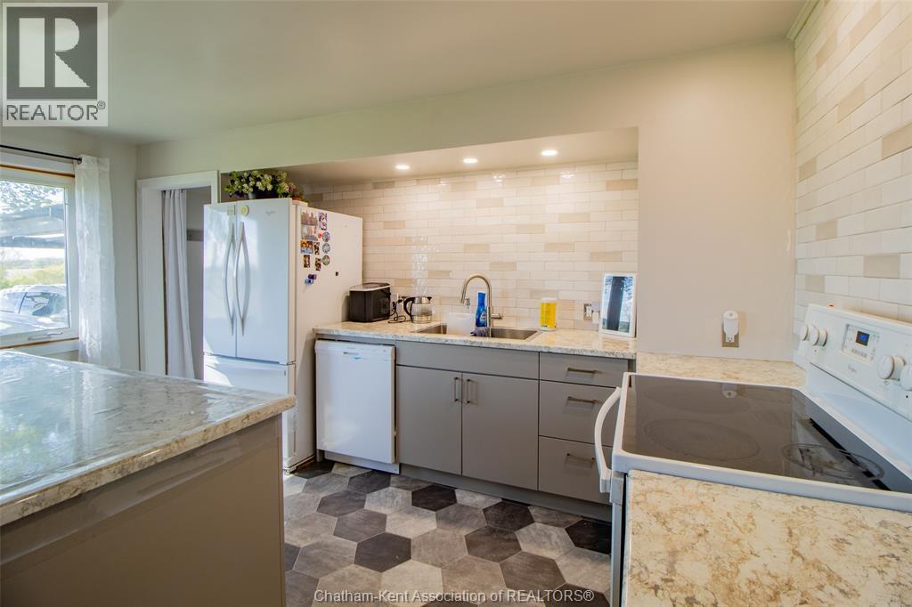1244 COLTSFOOT DRIVE - 26