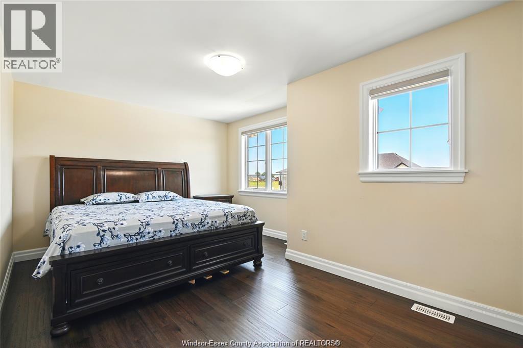 352 CHRISTINE AVENUE - 14