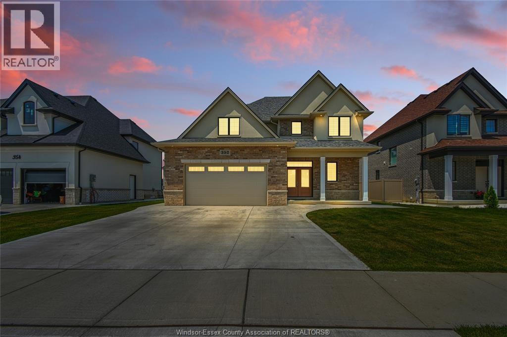 352 CHRISTINE AVENUE - 31