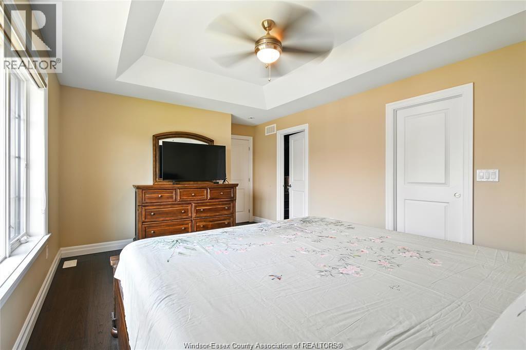 352 CHRISTINE AVENUE - 20