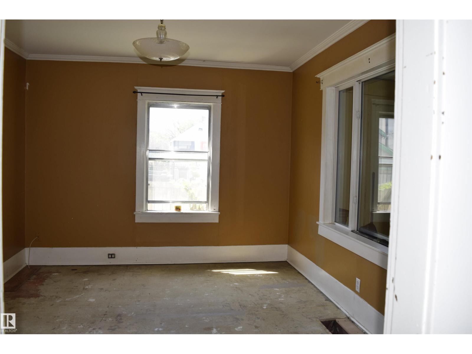 9551 106A AV NW - photo 5