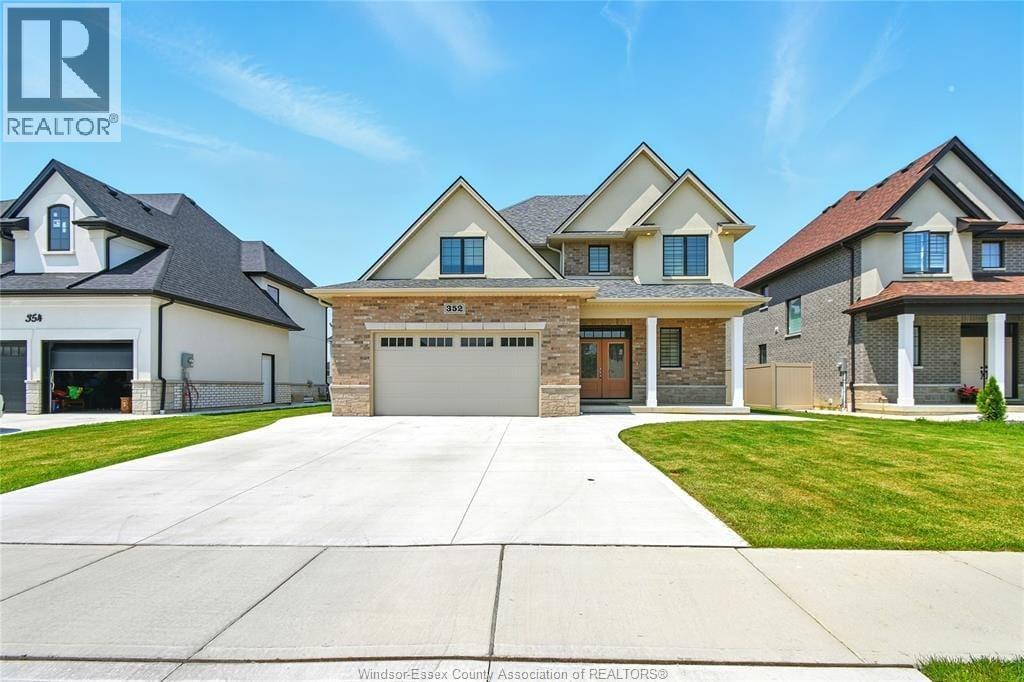 352 CHRISTINE AVENUE