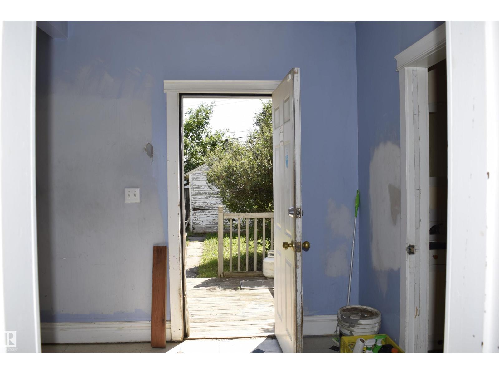 9551 106A AV NW — photo 13